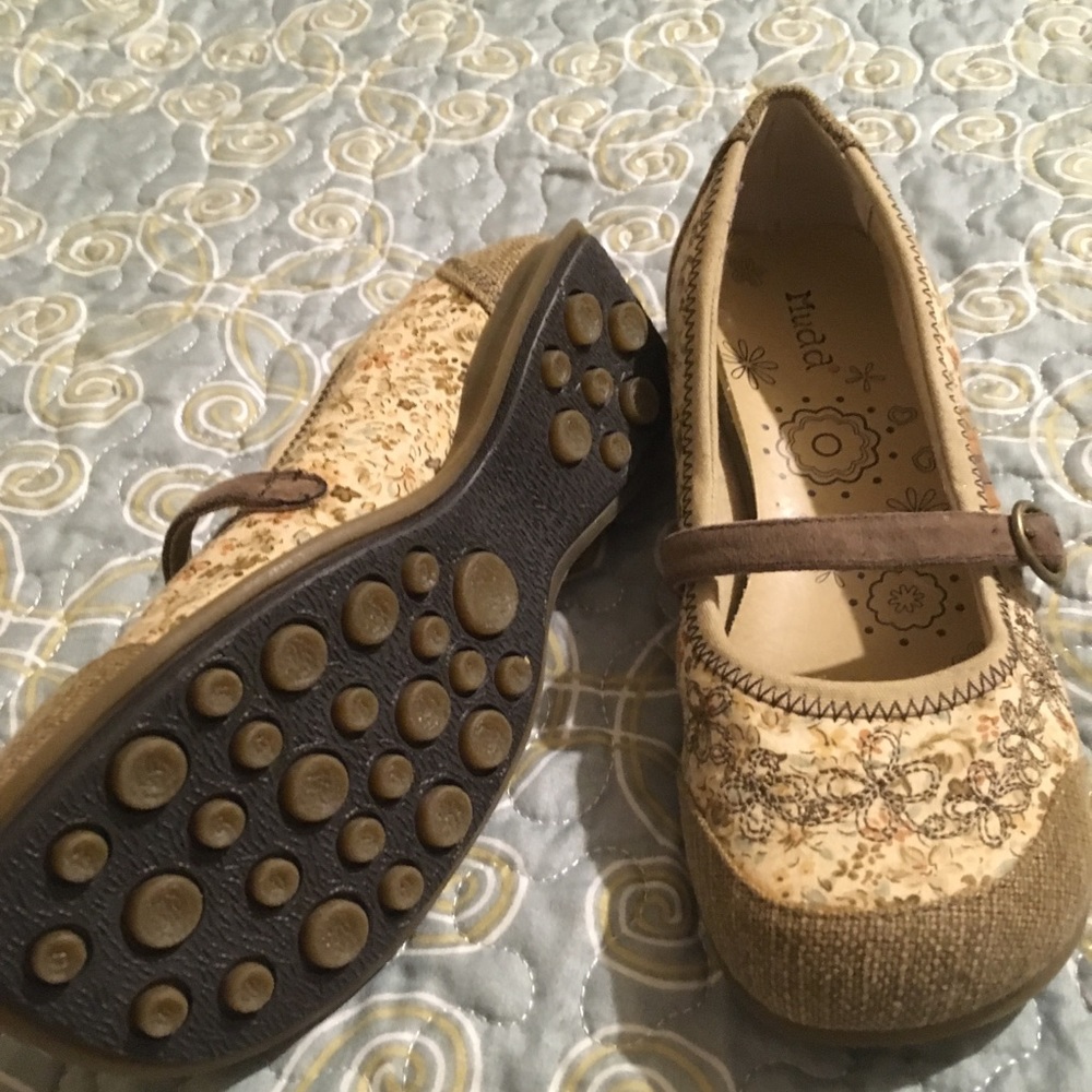 Mudd  size 7